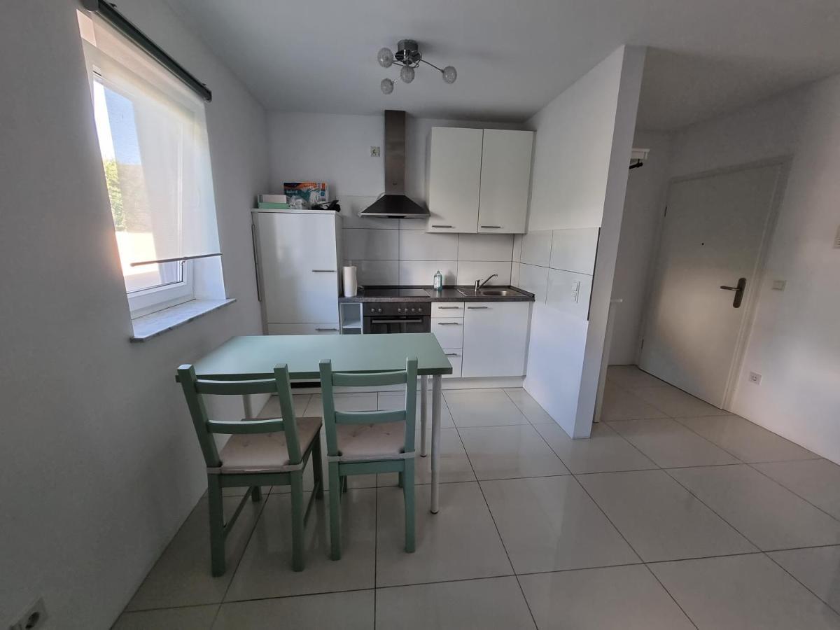 Landau, Schoene Helle Gemuetliche Wohnung Ландау  Экстерьер фото